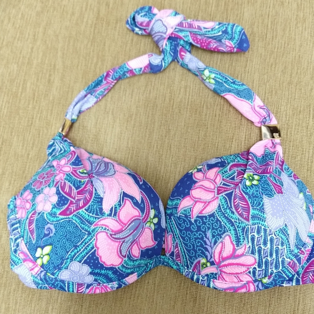 Victoria's Secret Bikini Top 34B